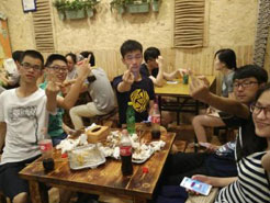 鹰潭烧烤加盟,学烧烤技术,开烧烤店多少钱疯狂烤翅加盟